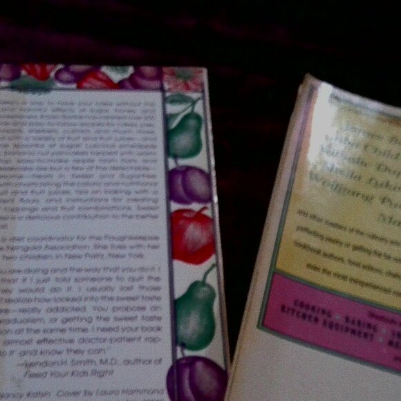 🐸🐸2 papperback cook books Sweet and Sugar Free: and 1,001 Secrets of Great - Picture 2 of 16